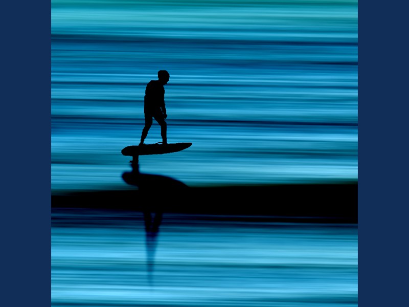 Night Surfer
